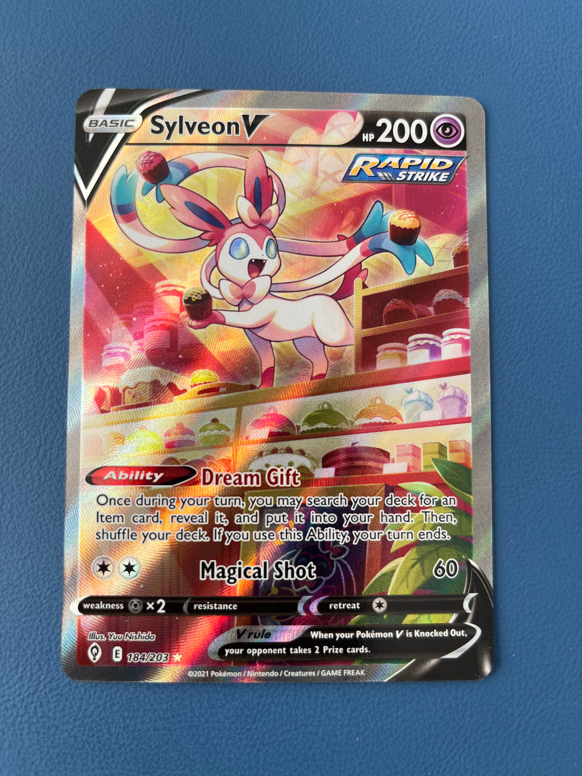 Pokemon Sylveon V 184/203 Evolving Skies Alt Full Art Holo Rapid Strike Ultra Rare (Near Mint)